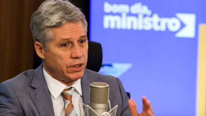 Novo edital para leilão de arroz deve sair em até 10 dias, diz ministro