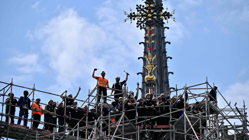O incêndio na Notre-Dame – 06/06/2024 – Paris ainda e sempre