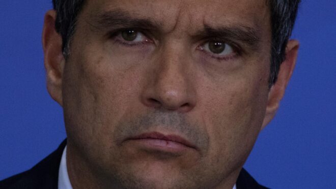 PT aciona Justiça contra Campos Neto por suposta atuação “política”