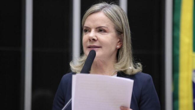 PT critica mudança em pisos de saúde e educação