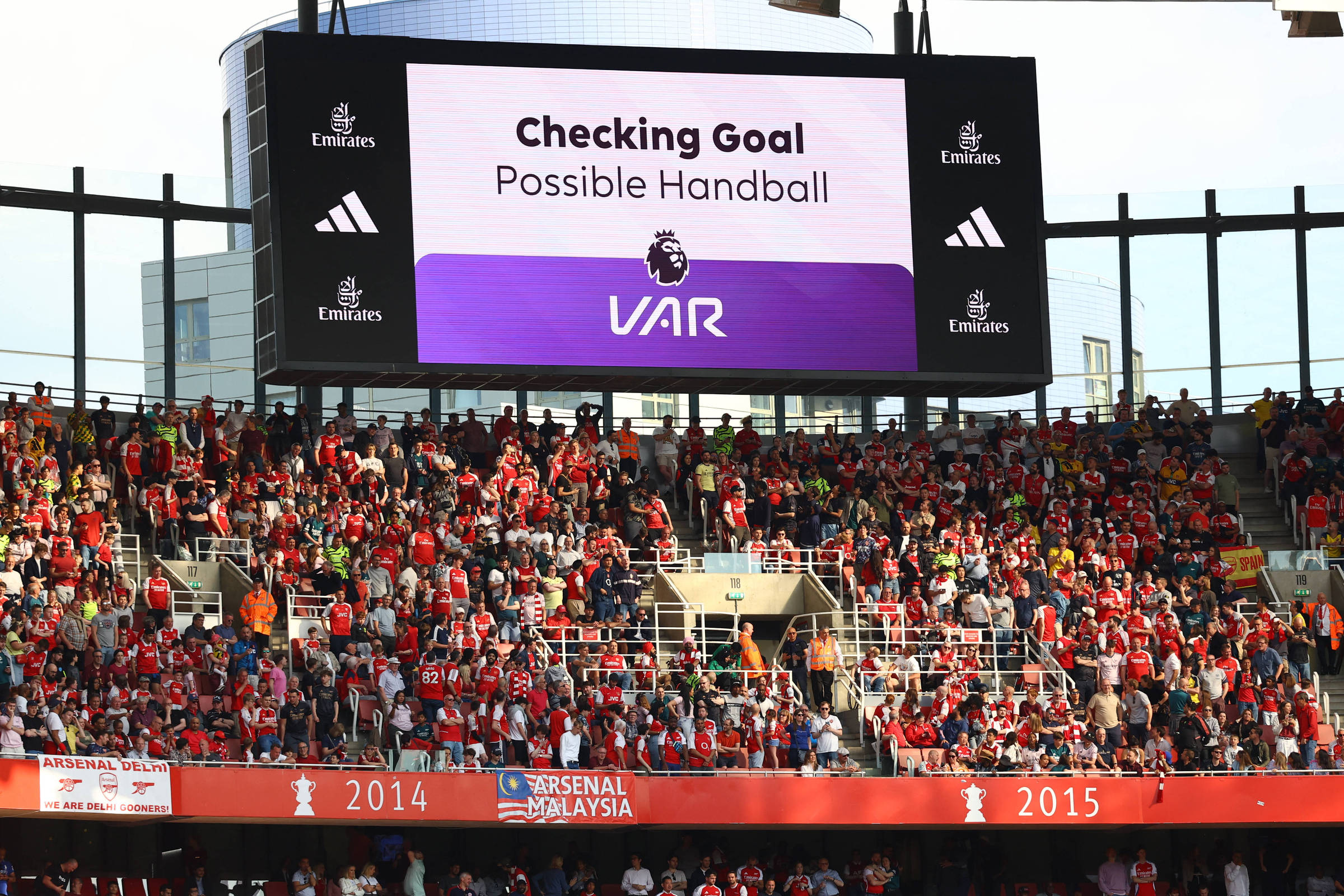 Premier League decide manter VAR, mas protestos aumentam – 06/06/2024 – Esporte