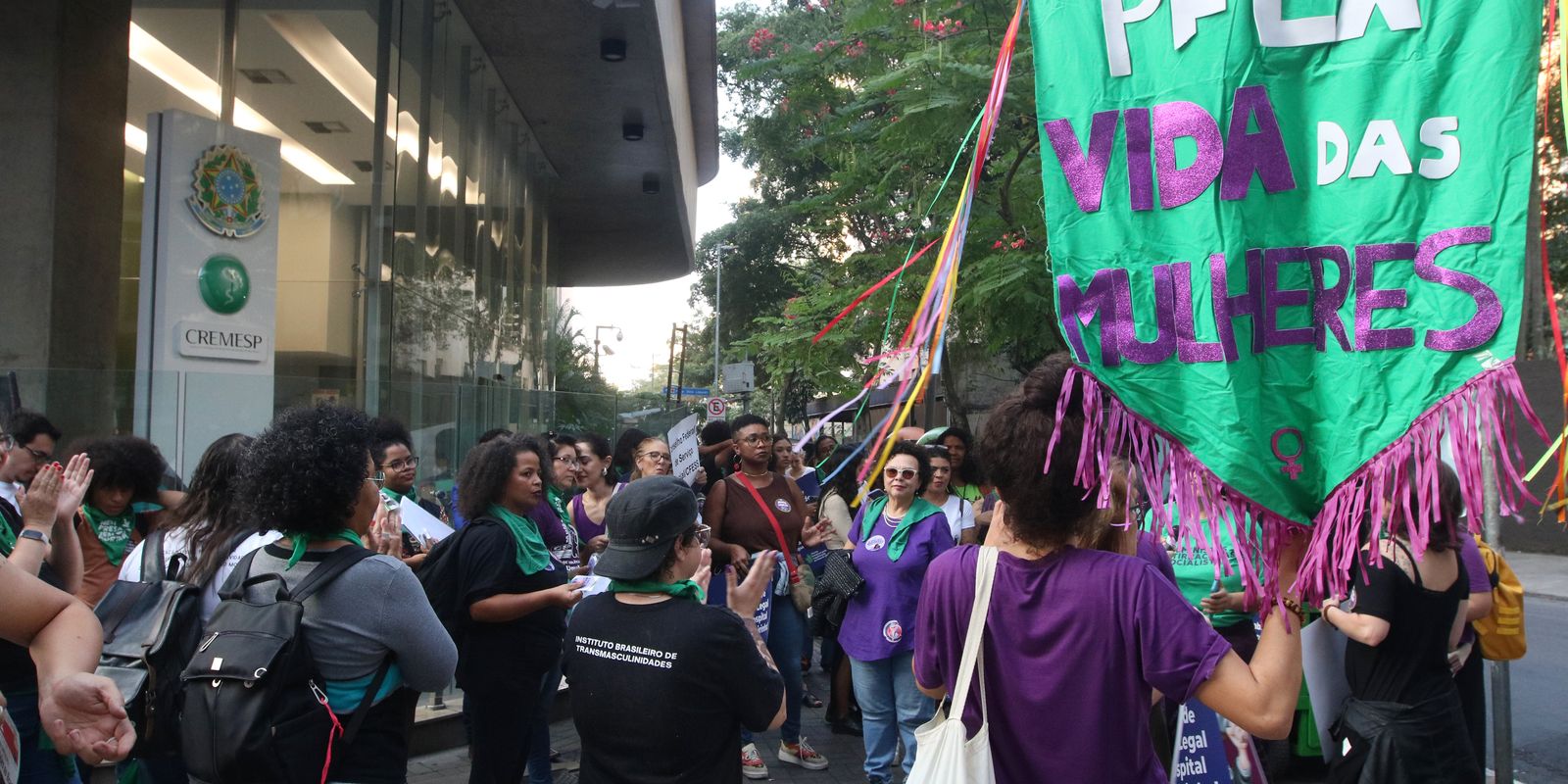 Projeto que equipara aborto a homicídio não sairá da pauta, diz autor