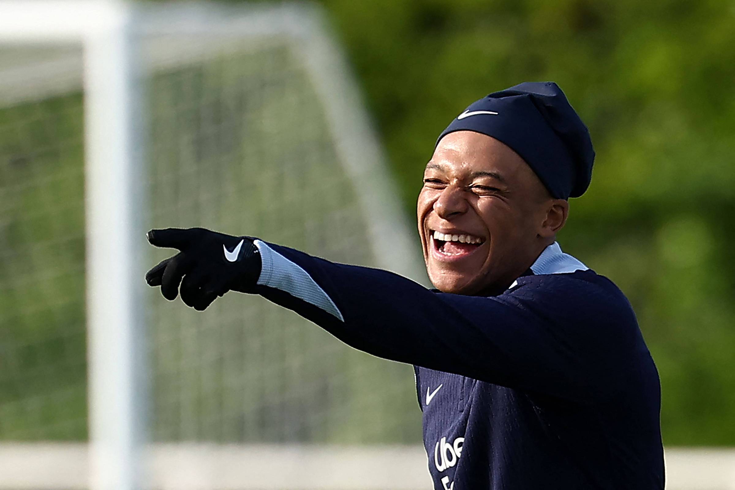 Real Madrid anuncia a contratação de Kylian Mbappé – 03/06/2024 – Esporte