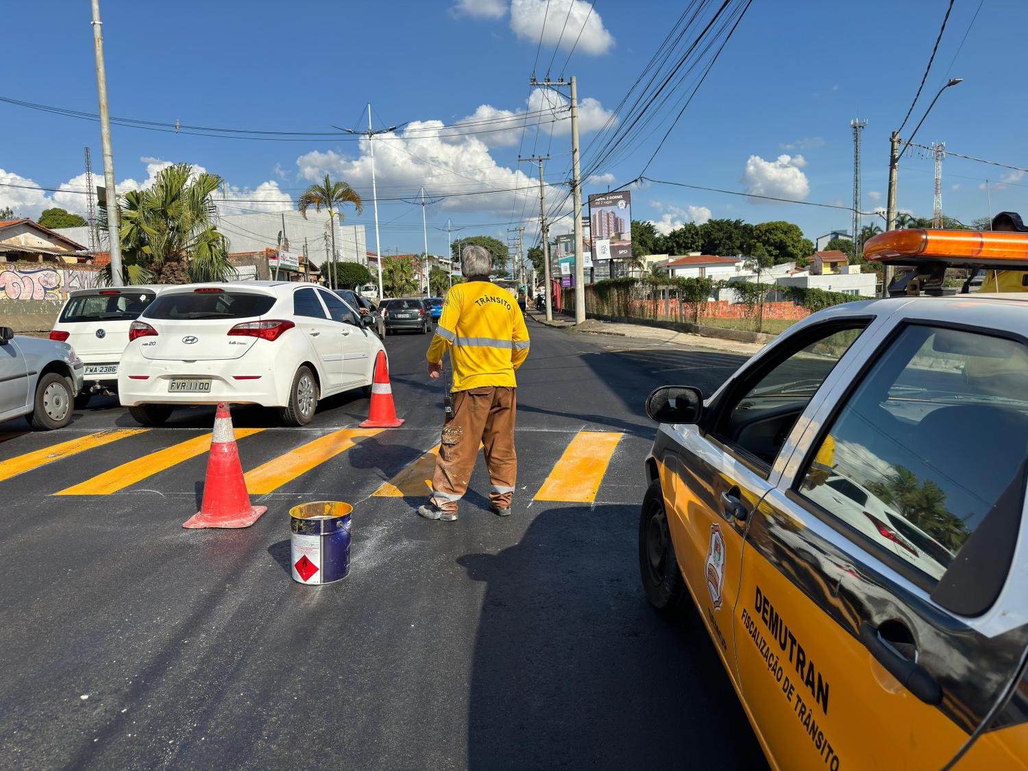 Recapeamento de 1,3 quilômetro da avenida Francisco de Paula Leite está concluído