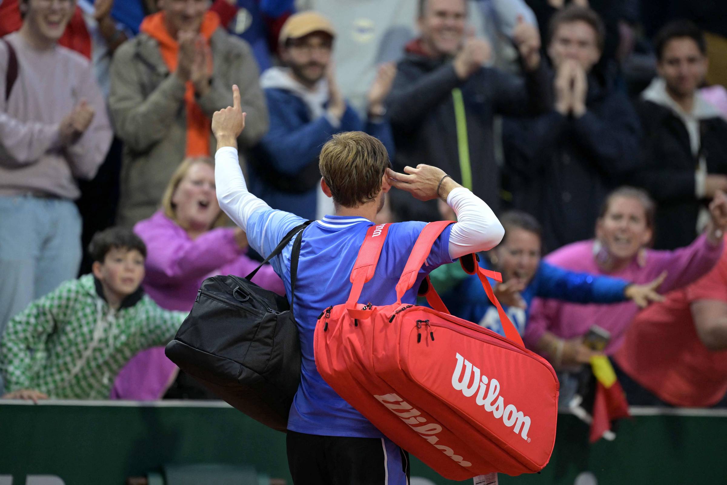Tenistas criticam público francês em Roland Garros – 29/05/2024 – Esporte