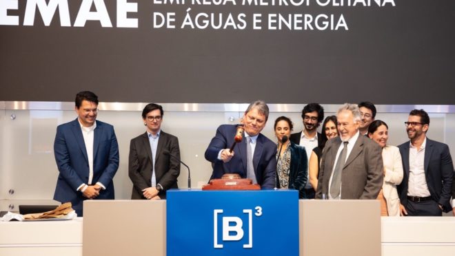 Venda de ações na bolsa conclui privatização da Sabesp