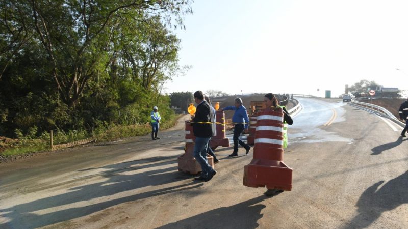 Viaduto construído na passagem de nível da ferrovia do Pimenta está liberado para veículos