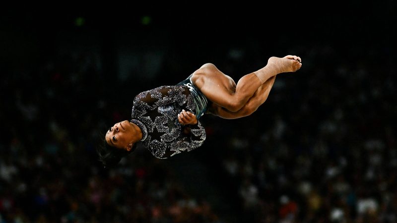 Biles e Rebeca, nessa ordem, lideram qualificatório da ginástica em Paris – 28/07/2024 – Esporte