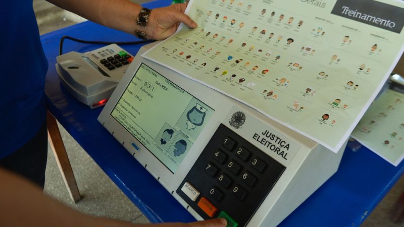 Calendário eleitoral inicia com convenções e registro de partidos