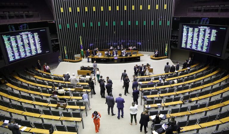 Câmara aprova urgência e pode votar nesta quarta projeto que regulamenta a reforma tributária – Notícias