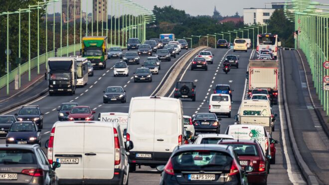 Carros elétricos híbridos: a aposta brasileira