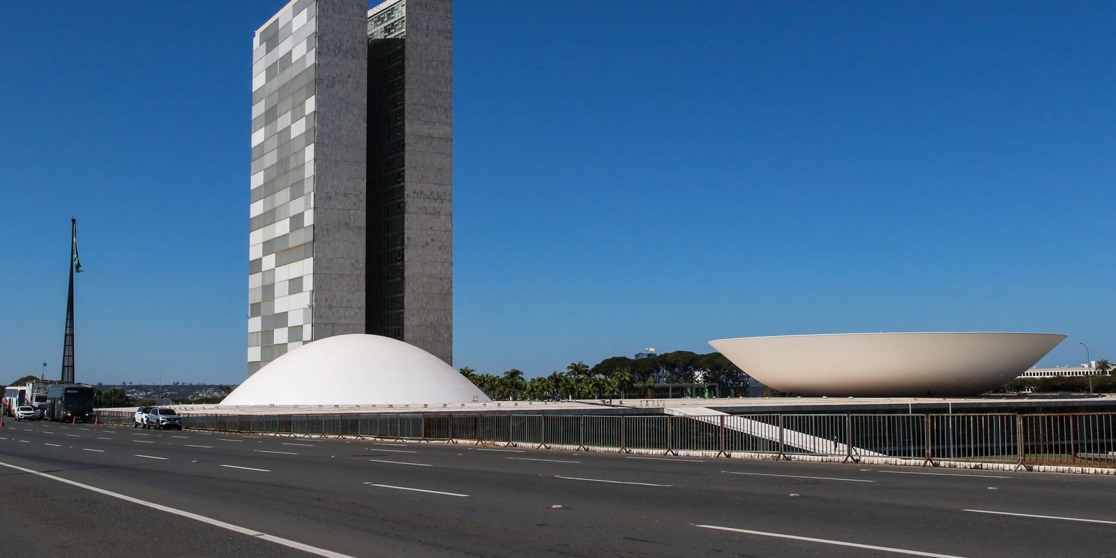 Eleição no Congresso: Lula exonera 10 ministros para garantir votos