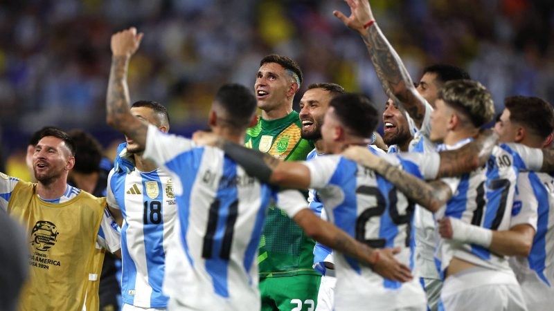 Fifa investiga canto racista de argentinos contra a França – 17/07/2024 – Esporte