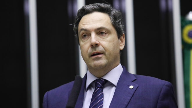 Frente critica proposta para reduzir distribuição de lucros do FGTS