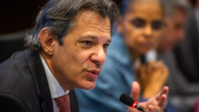 Governo avalia tributação sobre lucro de multinacionais