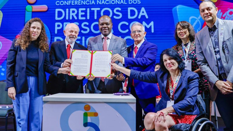 Governo cria sistema de emissão de carteira nacional da pessoa com TEA