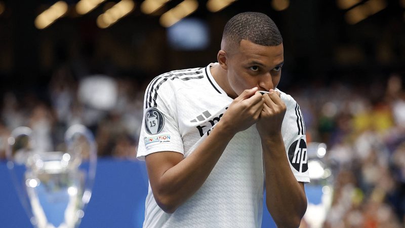 Mbappé chega ao Real Madrid; quem vai sair para ele jogar? – 16/07/2024 – O Mundo É uma Bola