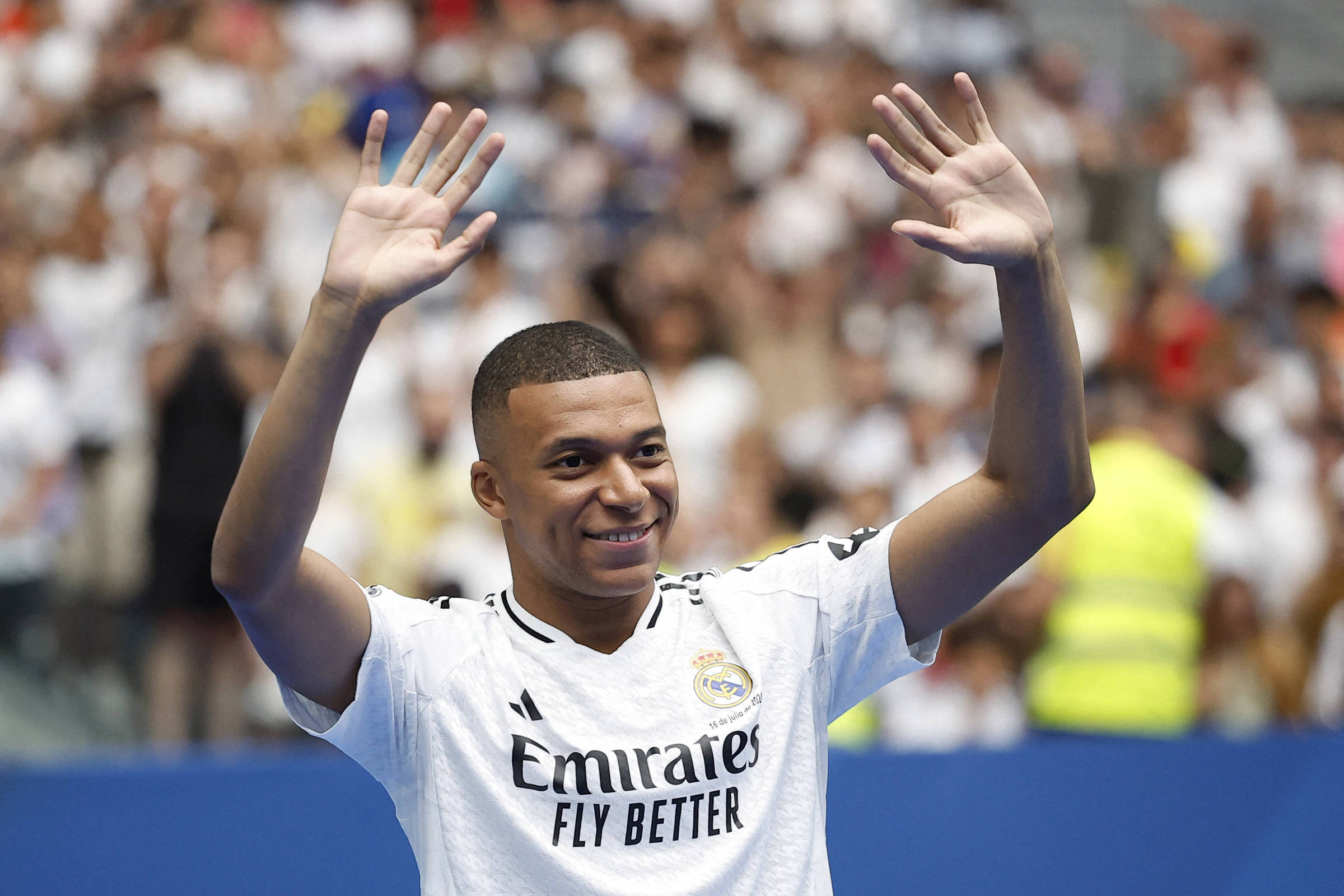 Mbappé promete ‘dar a vida’ ao Real Madrid em apresentação – 16/07/2024 – Esporte