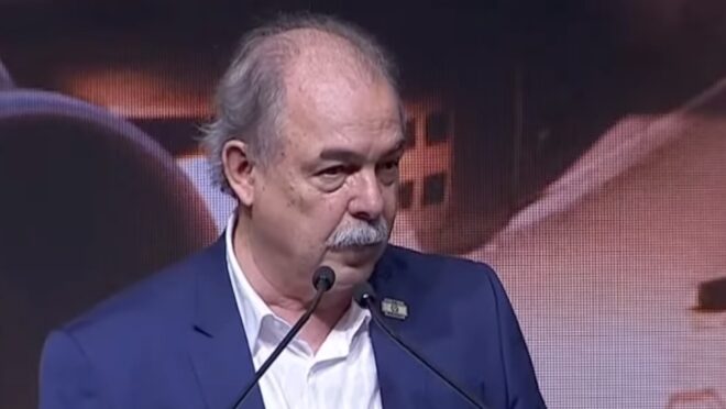 Mercadante diz que ajuda a aéreas deve condicionar compras da Embraer