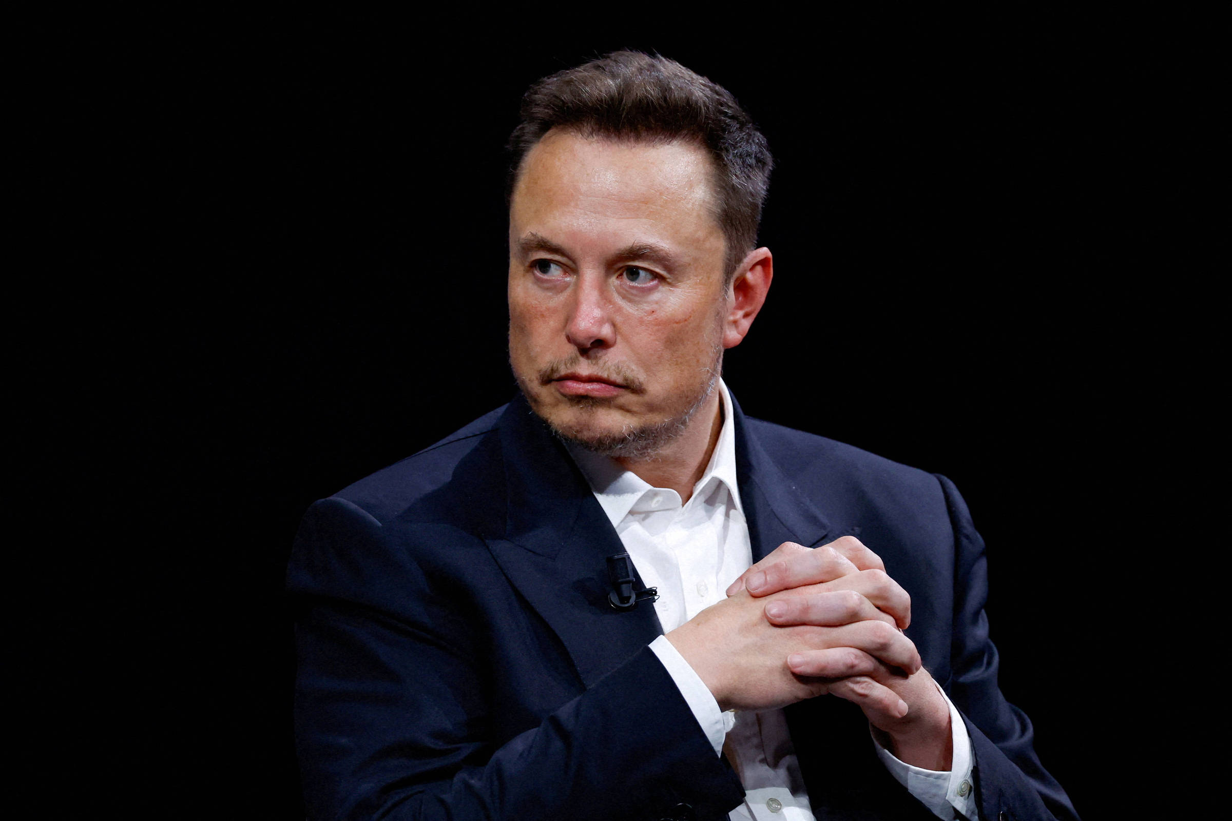 Neuralink voltará a instalar implantes cerebrais, diz Musk – 10/07/2024 – Tec