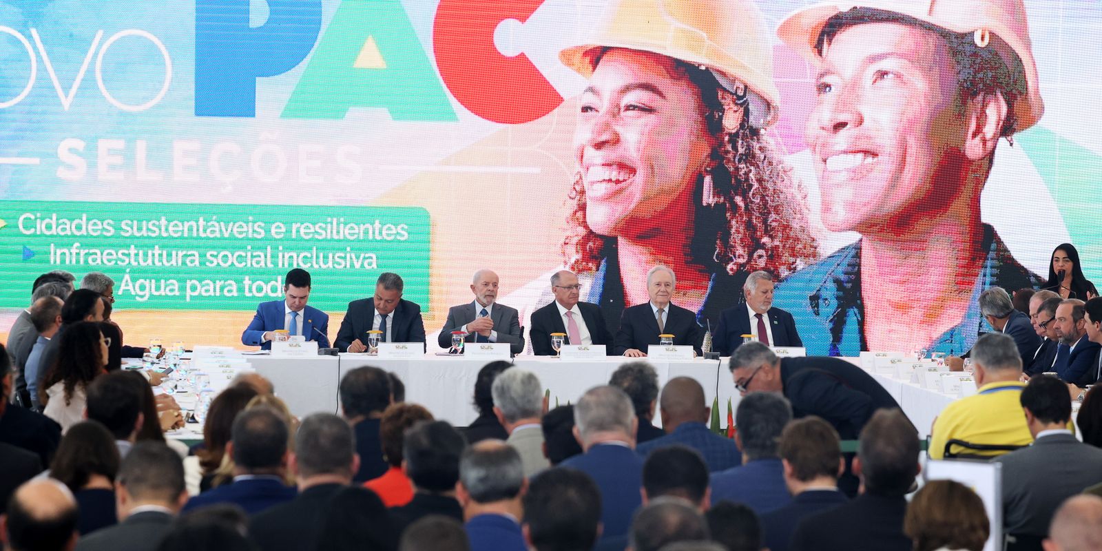 PAC Seleções investirá R$ 41,7 bilhões em 899 propostas pelo país