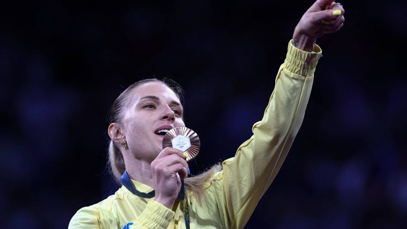 Paris-2024: 1ª medalhista da Ucrânia dedica bronze ao país – 29/07/2024 – Esporte