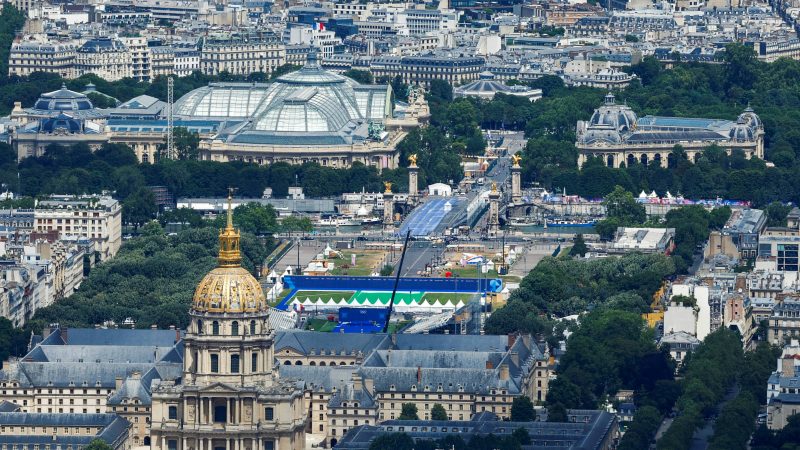 Paris: Hotéis reduzem preços para atrair turista olímpico – 30/07/2024 – Mercado