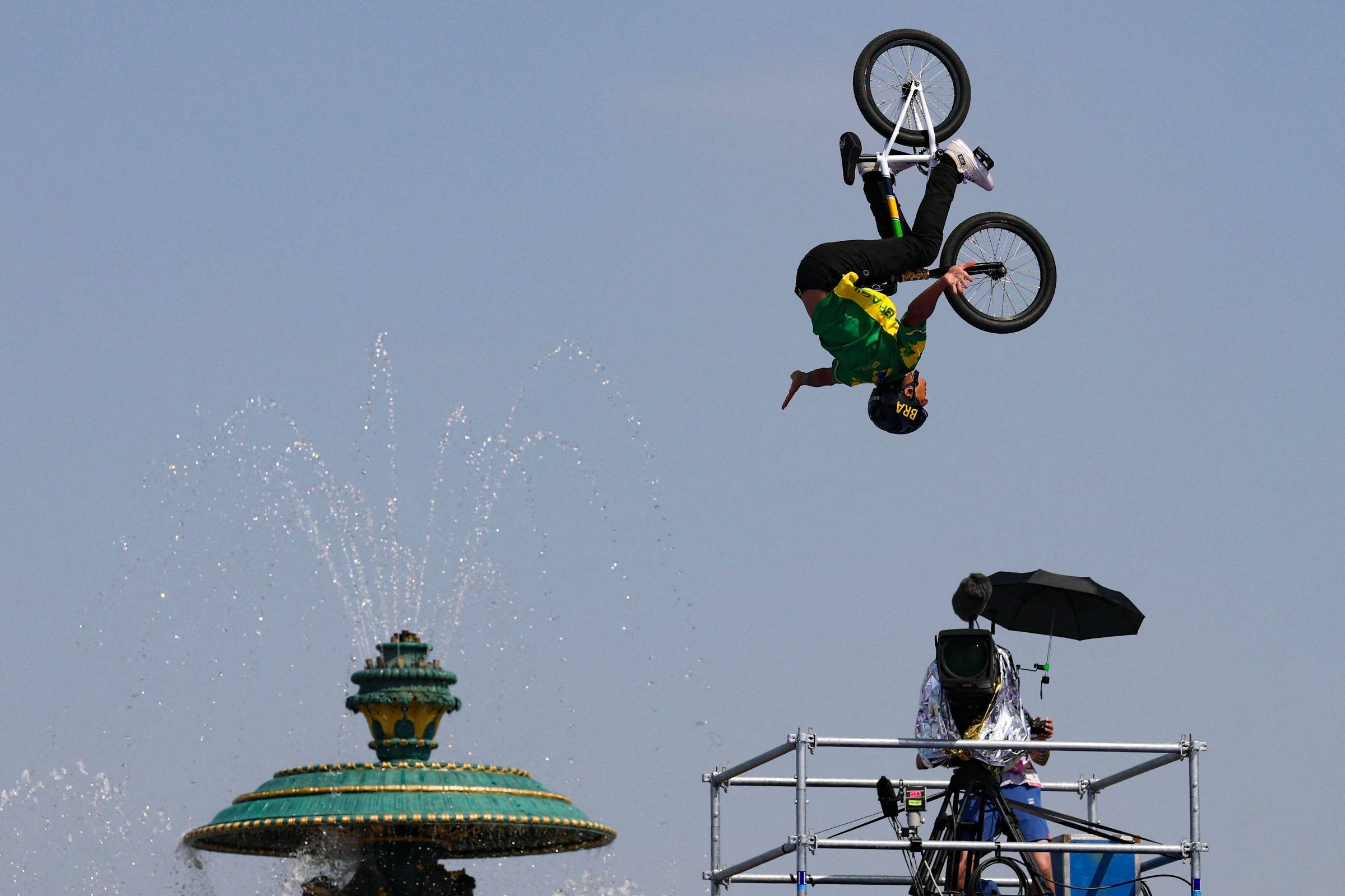 Quem é Bala Loka, finalista do BMX Freestyle em Paris? – 30/07/2024 – Esporte