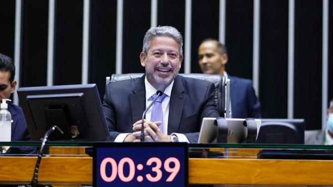 Reforma tributária mostra força de Lira e de lobbies