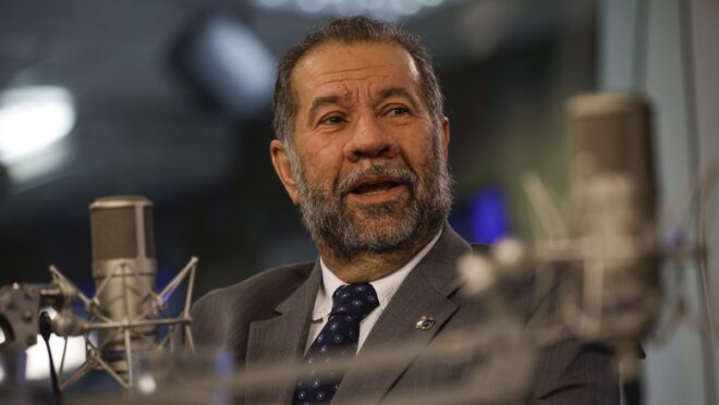 Revisão de benefícios do INSS vai atingir 800 mil até o fim do ano, diz Lupi