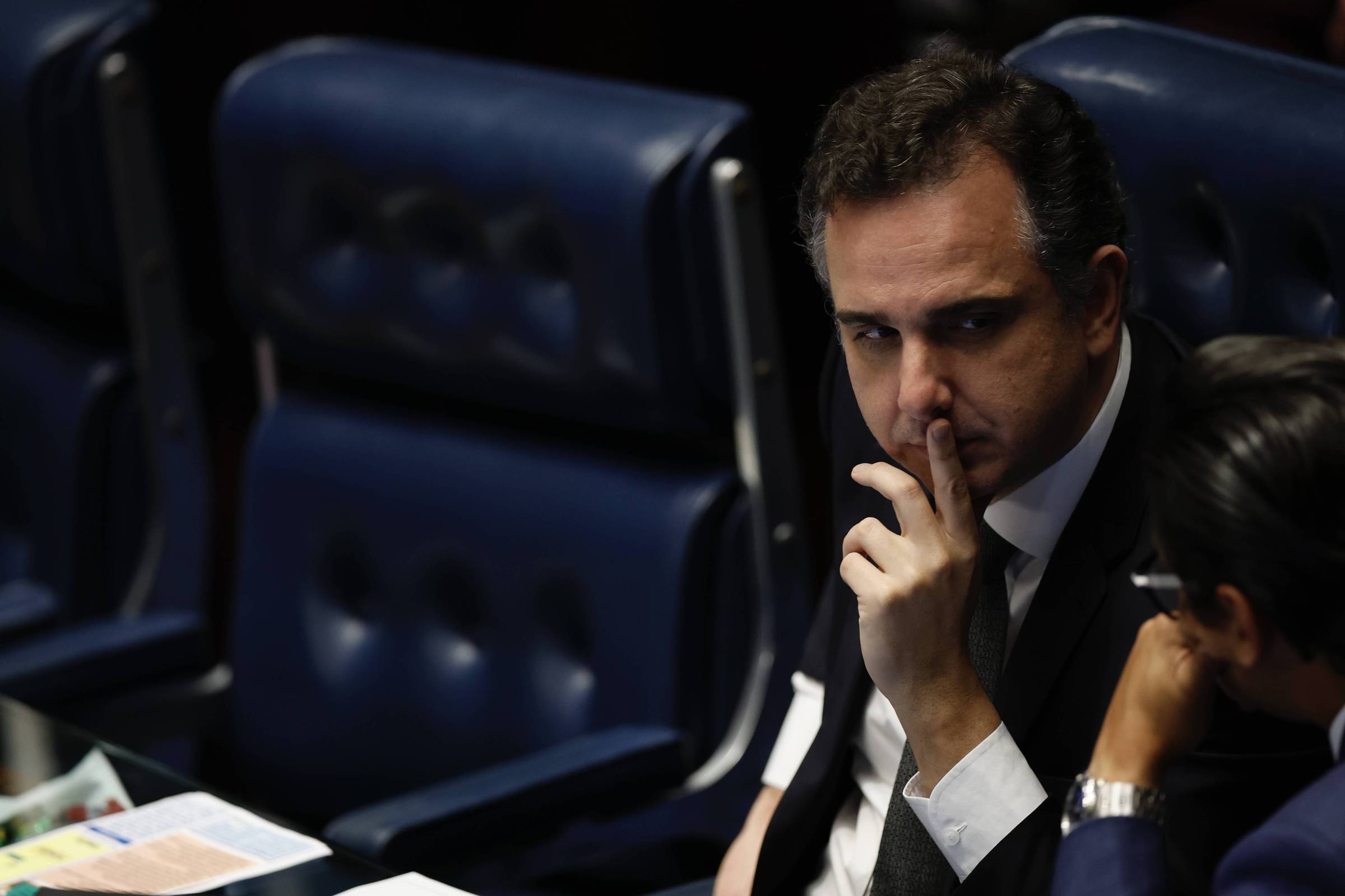 Rodrigo Pacheco: IA só não é mais perigosa que burrice – 09/07/2024 – Tec