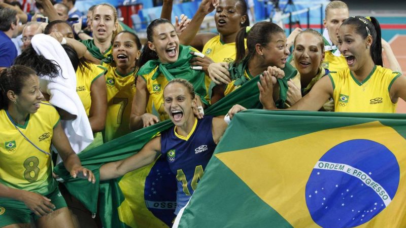 Série relembra como seleção feminina de vôlei se livrou do estigma de amarelona – 23/07/2024 – Esporte