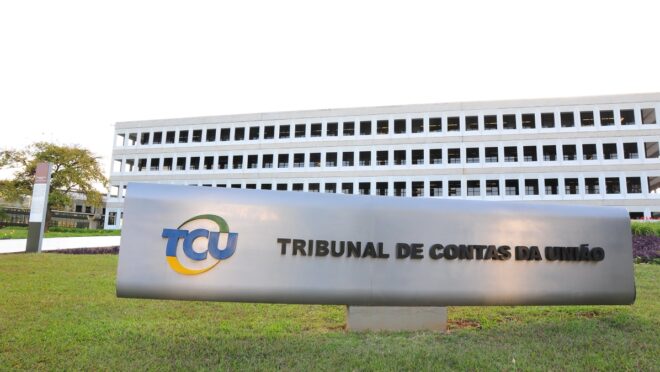 TCU alerta para paralisação do governo por conta das despesas
