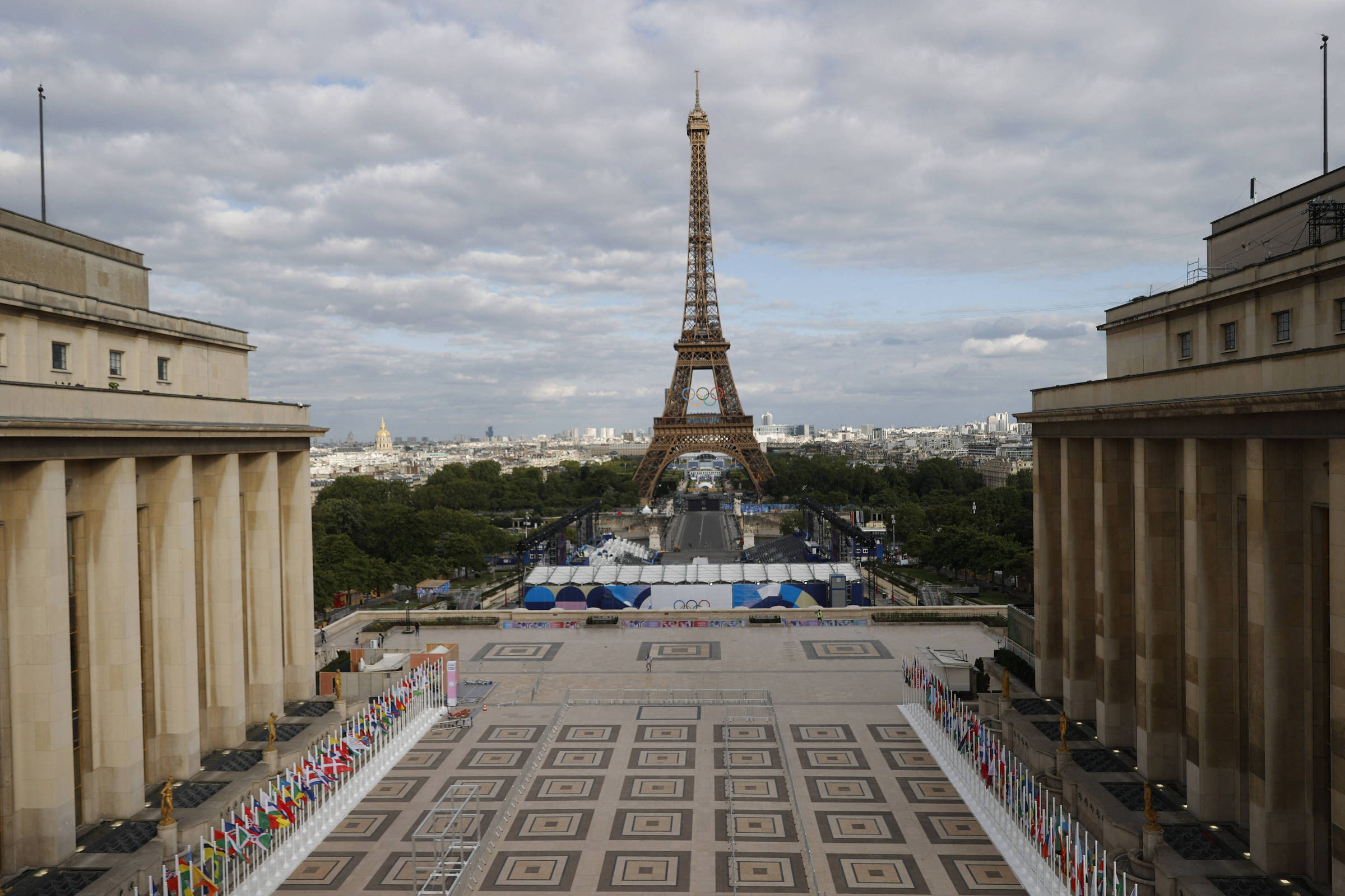 Torre Eiffel, 135, vira musa dos Jogos – 23/07/2024 – Esporte
