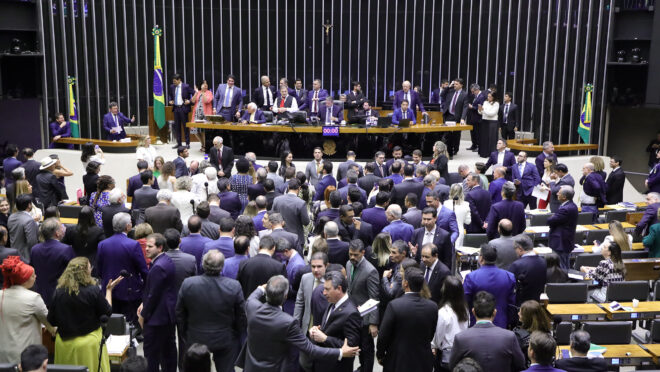 quem ganhou e quem perdeu