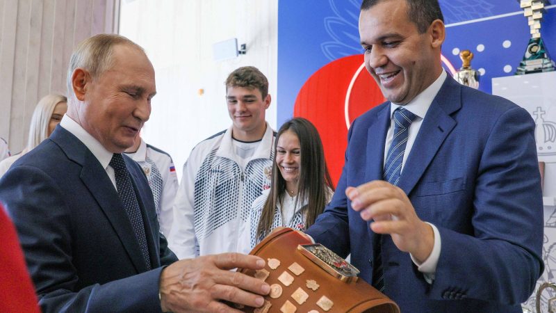 Aliado de Putin é peça-chave em polêmica sobre boxeadoras – 07/08/2024 – Esporte