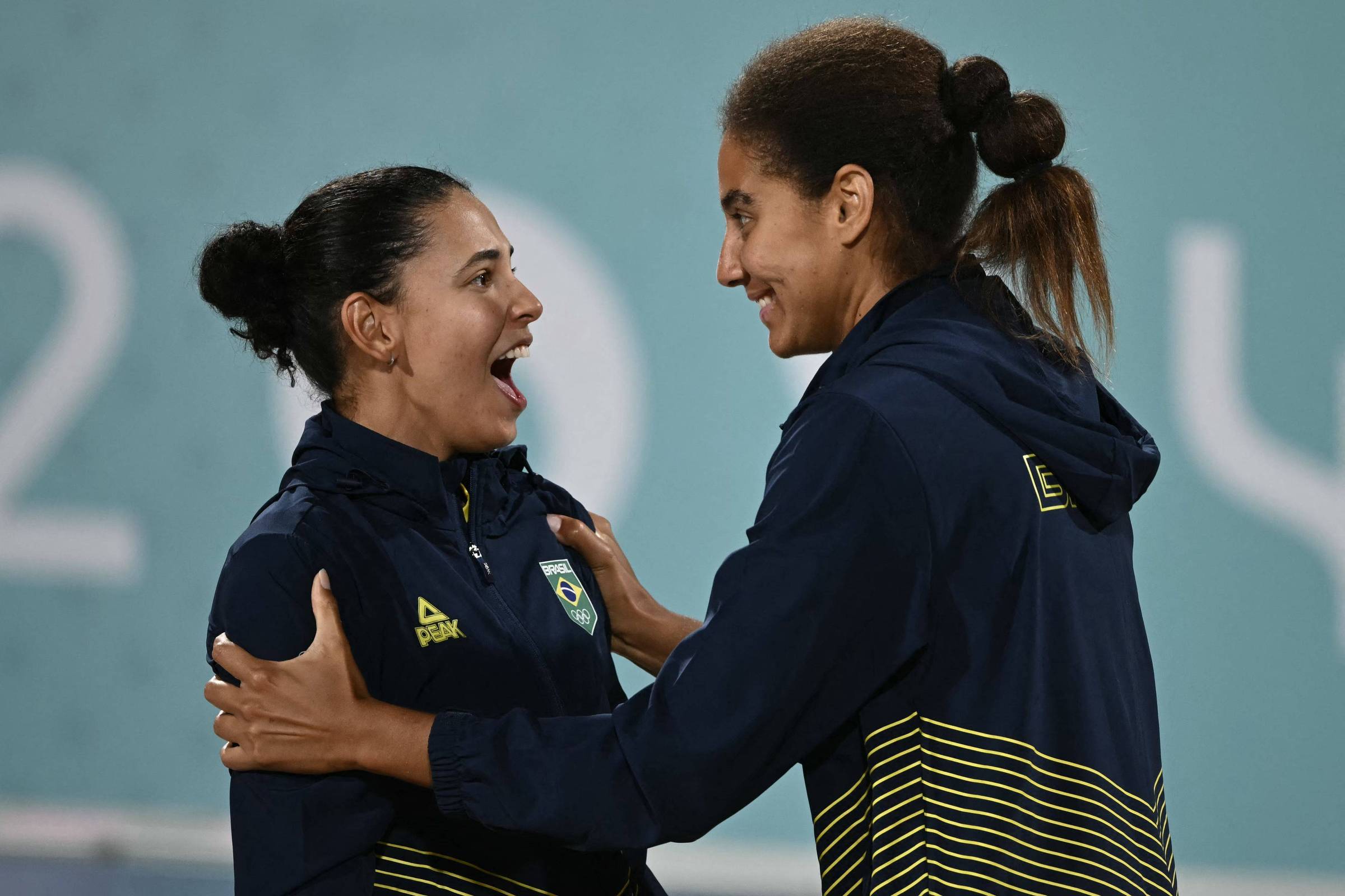 Ana Patrícia e Duda prometem encerrar carreira juntas – 09/08/2024 – Esporte