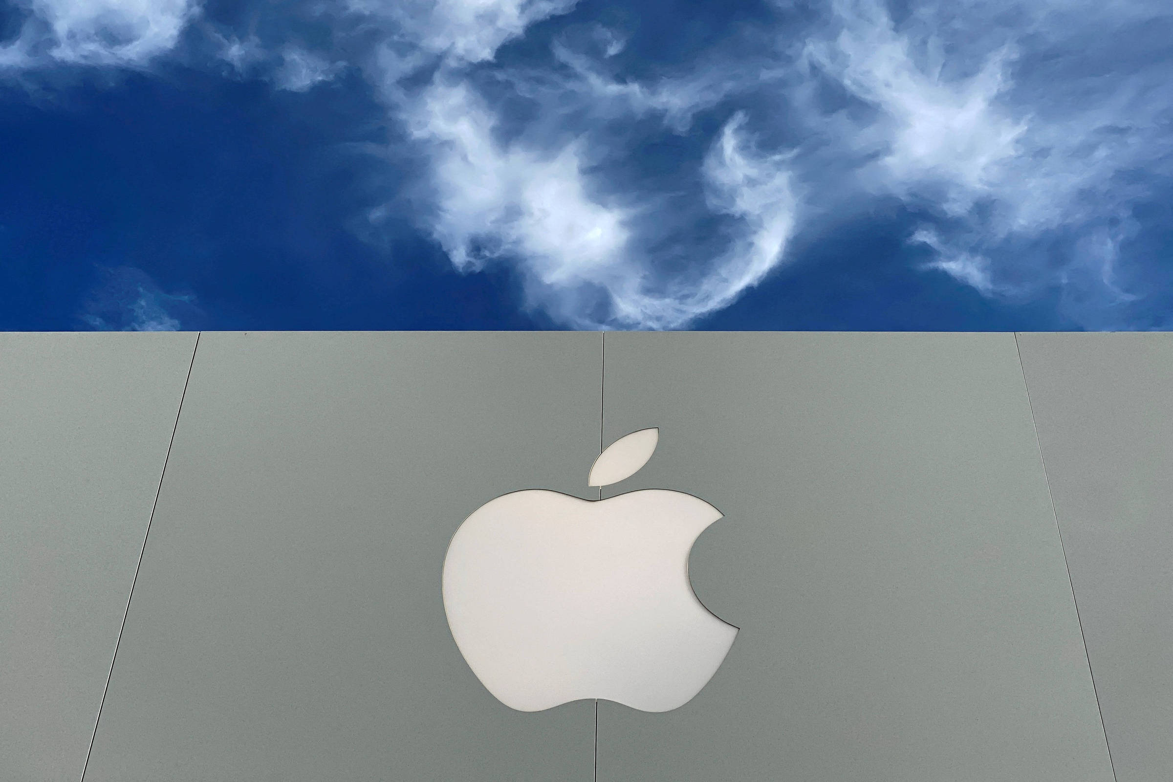 Apple busca novas fontes de receita com robô de mesa – 14/08/2024 – Tec