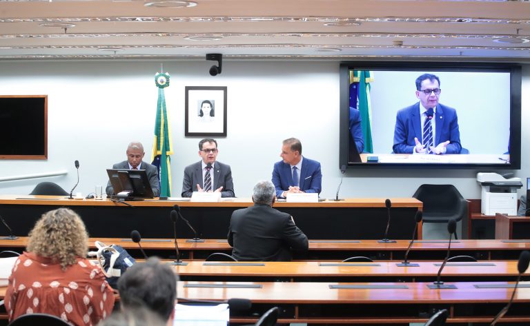 Brasil enfrentará concorrência mundial acirrada em hidrogênio verde, alerta diplomata – Notícias