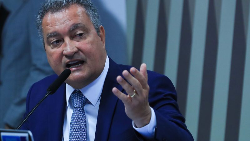 Brasil quer ser parte da solução para a Venezuela, diz ministro