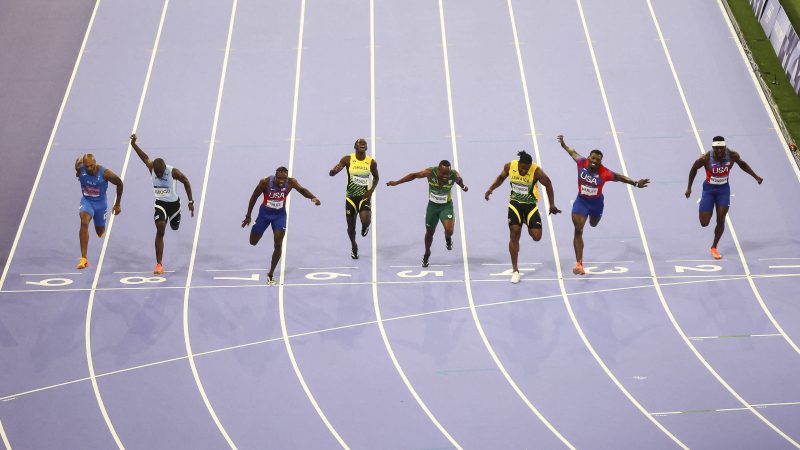 De último a primeiro em 60 m, Noah Lyles celebra ouro – 04/08/2024 – Esporte
