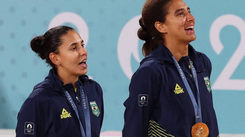 Dia olímpico: Brasil sobe em Paris-2024 com ouro na praia – 09/08/2024 – Esporte