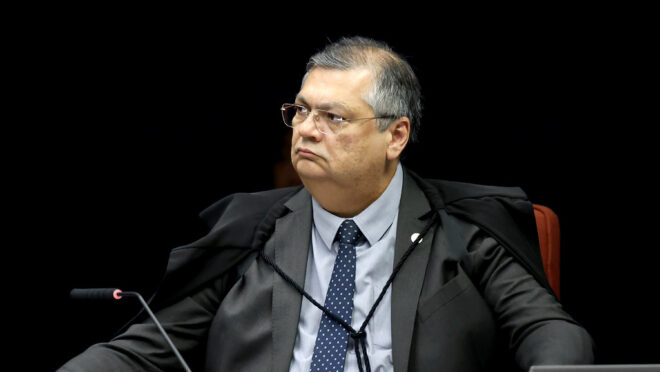 Dino manda Congresso dar transparência às “emendas Pix”