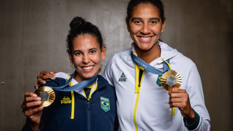 Duda enaltece shorts e top na conquista do ouro olímpico – 14/08/2024 – Esporte