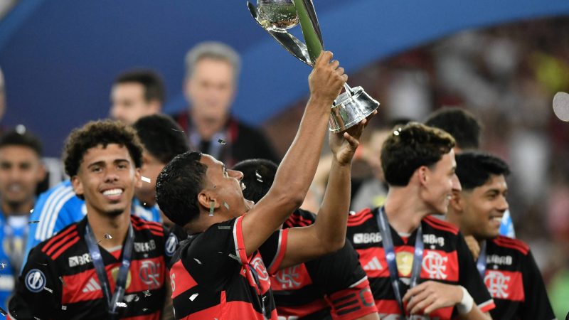 Flamengo bate Olympiacos de virada e conquista mundial sub20 – 24/08/2024 – Esporte