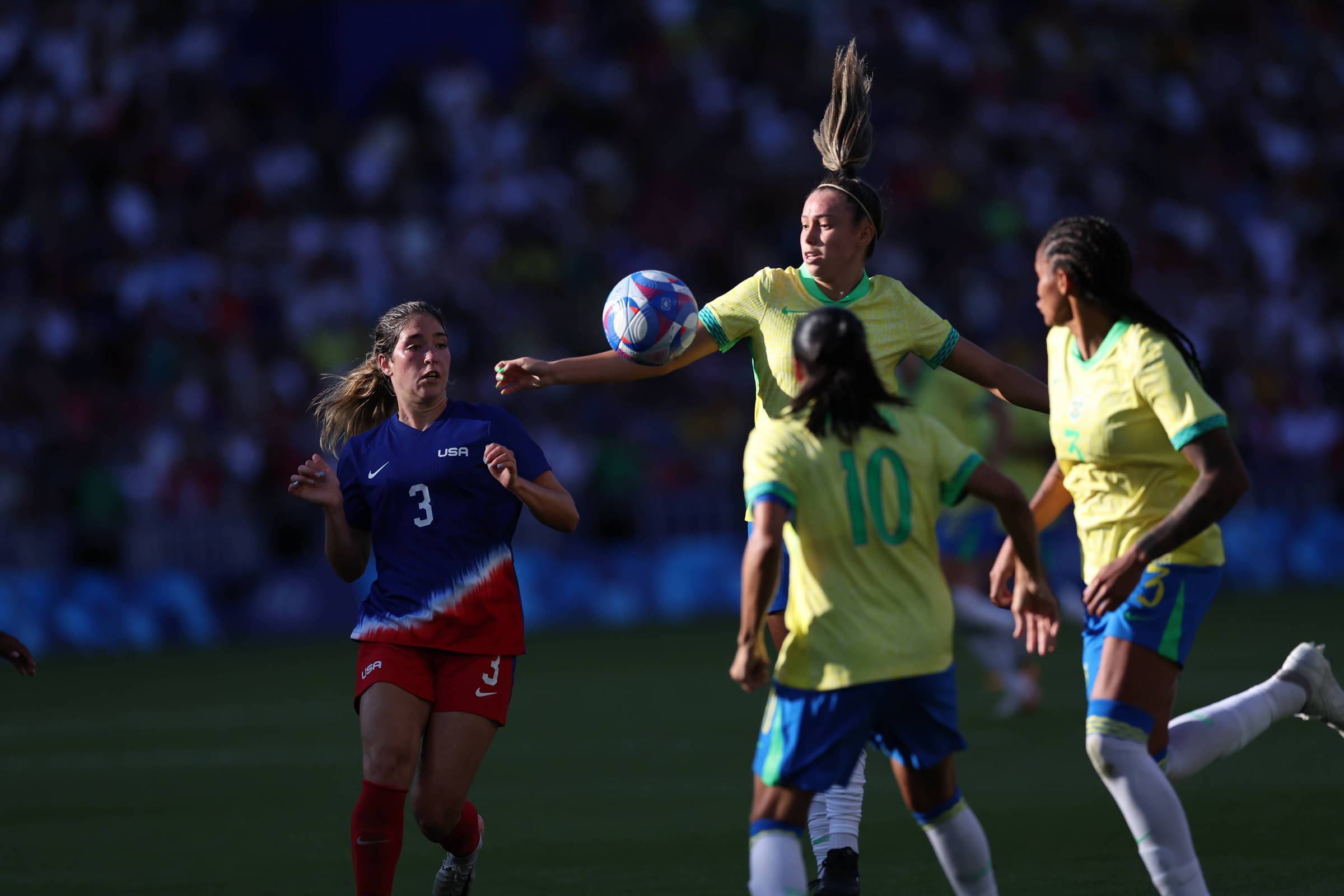 Futebol feminino foi crime no Brasil durante 42 anos – 12/08/2024 – Esporte