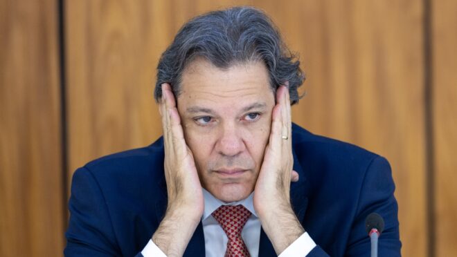 Haddad diz que há “dificuldade de taxar” super-ricos no Brasil