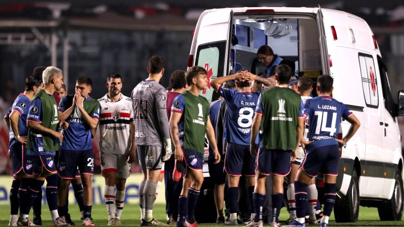Morre zagueiro uruguaio Juan Izquierdo, do Nacional-URU – 27/08/2024 – Esporte