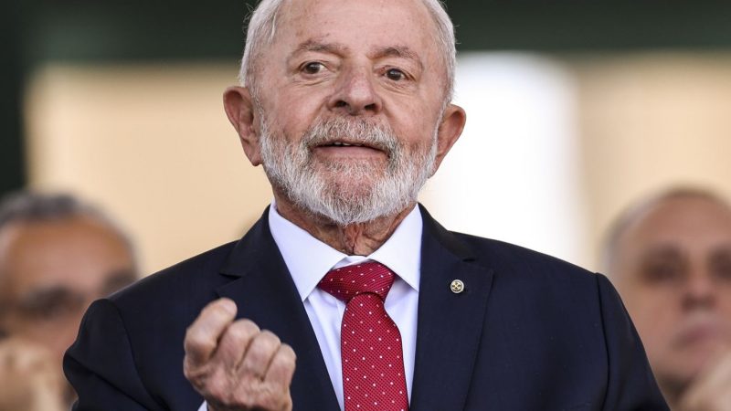 Lula conversa com líderes da Finlândia e dos Países Baixos
