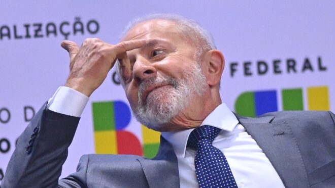 Lula eleva gastos para fazer “bondade” com dinheiro alheio
